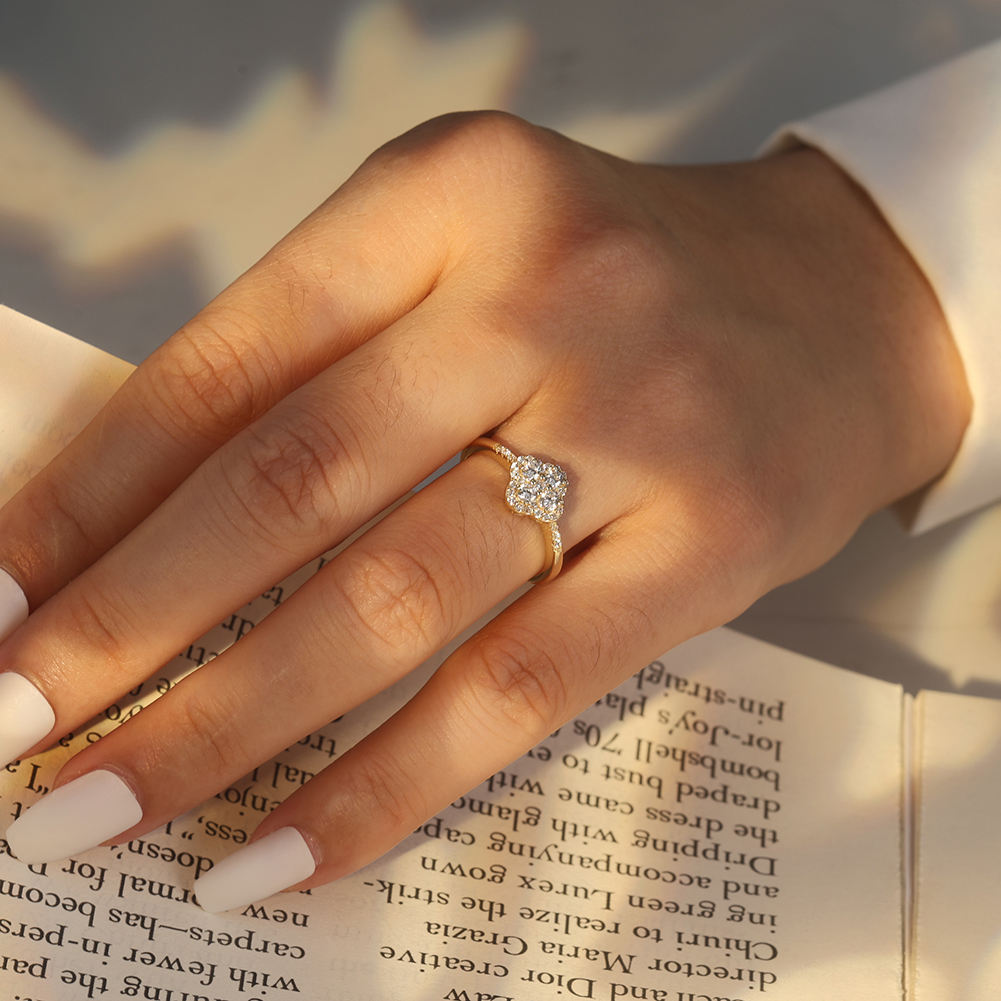 Four-Leaf Clover Zircon Adjustable Ring – 925 Sterling Silver