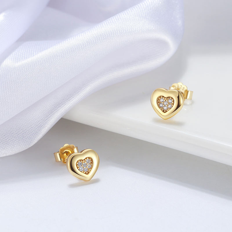 Heart Stud Earrings – 925 Sterling Silver with Zircon